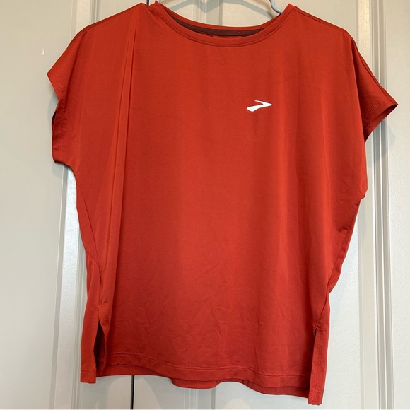 Brooks Sprint Free Lightweight Running Short Sleeve in Copper Red in Medium - Picture 1 of 8